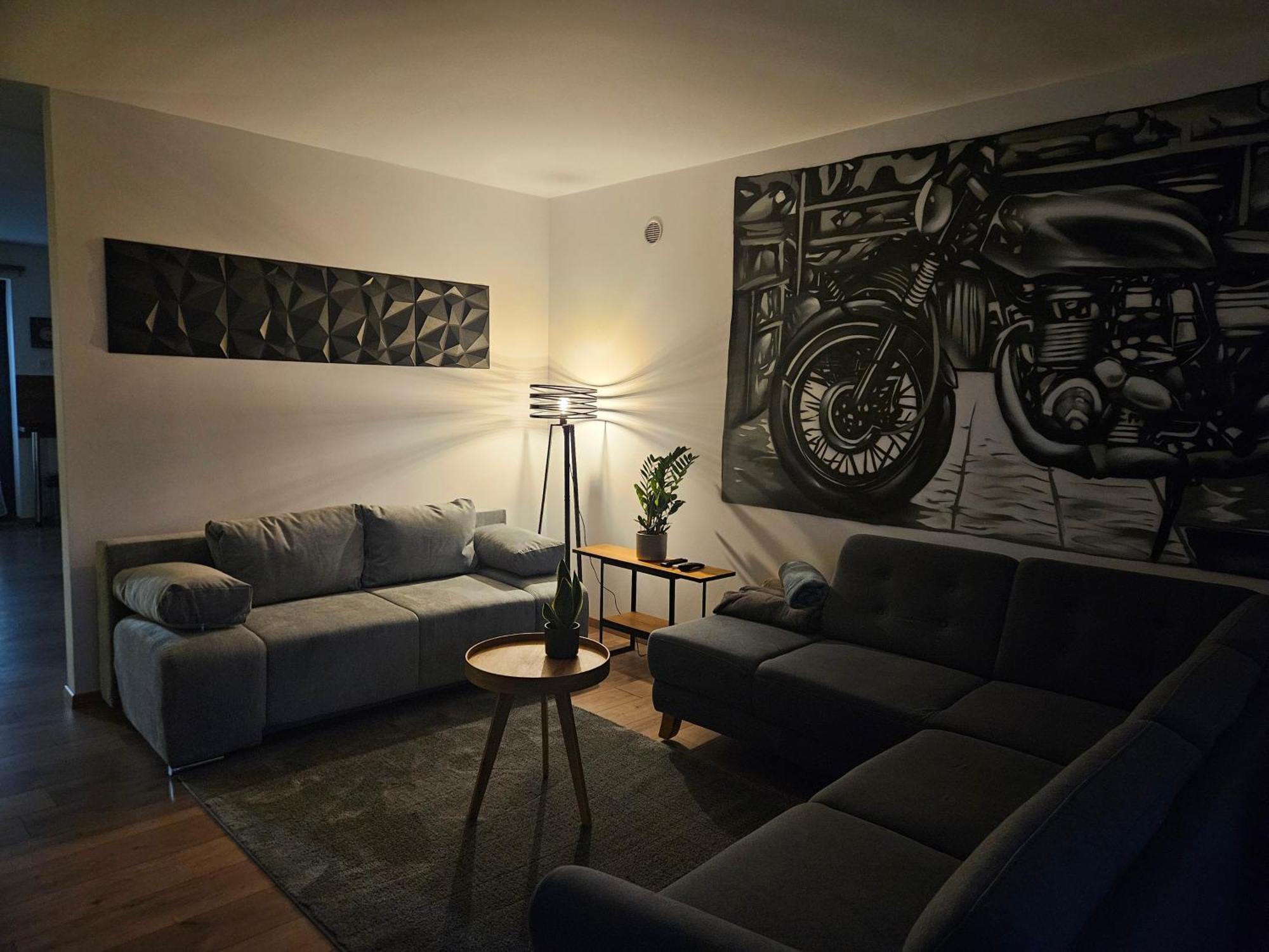 Toelgyes Apartmanhaz Szeged Esterno foto